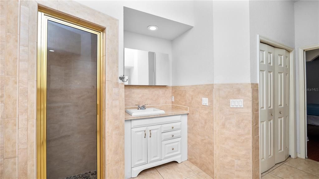 For Sale: $489,000 (4 beds, 3 baths, 2668 Square Feet)