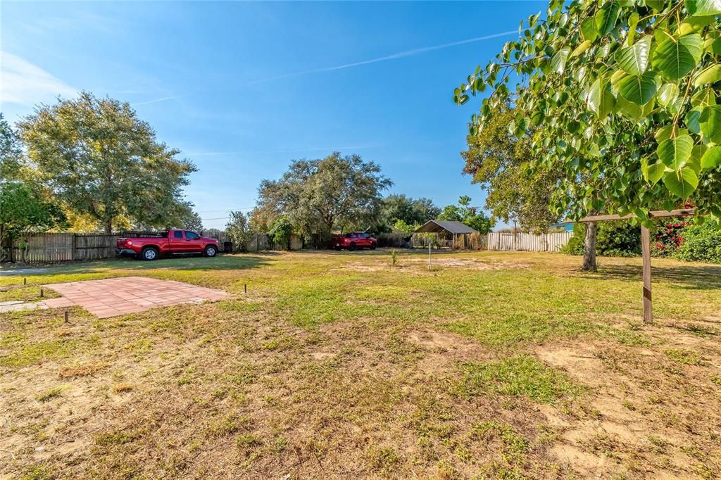 For Sale: $289,000 (5 beds, 2 baths, 1680 Square Feet)