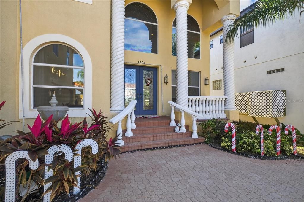 For Rent: $7,000 (4 beds, 3 baths, 3911 Square Feet)