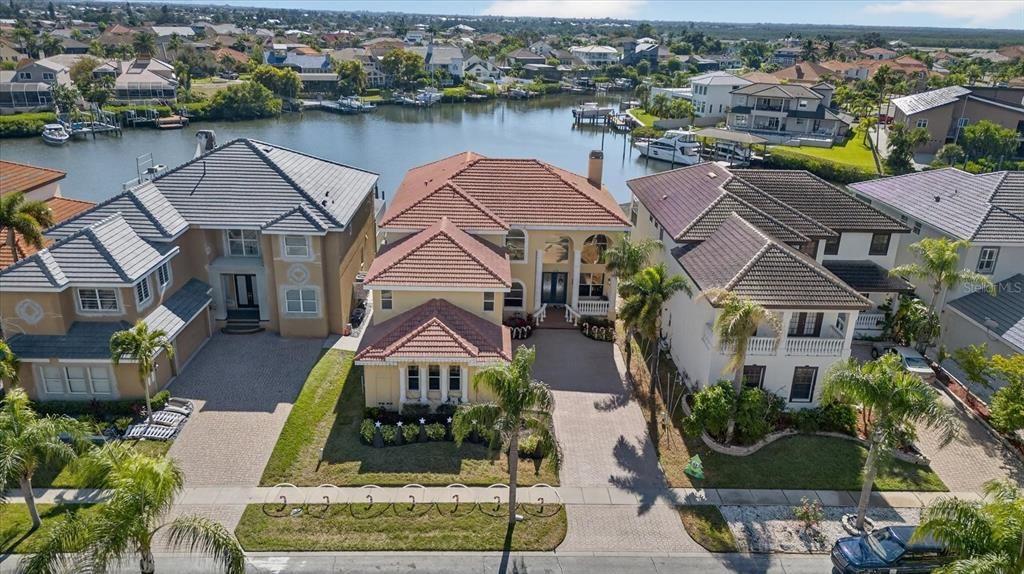 For Rent: $7,000 (4 beds, 3 baths, 3911 Square Feet)