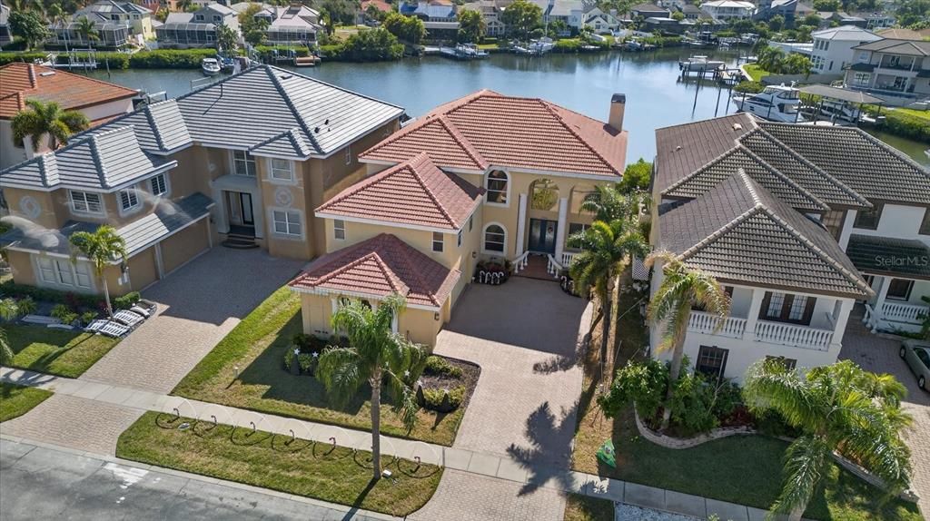 For Rent: $7,000 (4 beds, 3 baths, 3911 Square Feet)