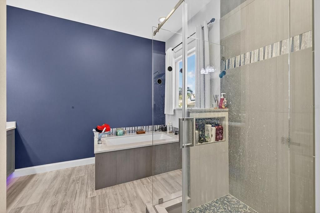 For Rent: $7,000 (4 beds, 3 baths, 3911 Square Feet)