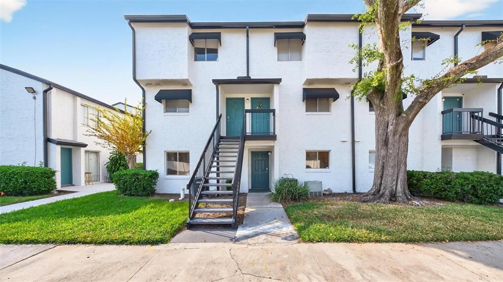 For Sale: $157,000 (2 beds, 1 baths, 1208 Square Feet)