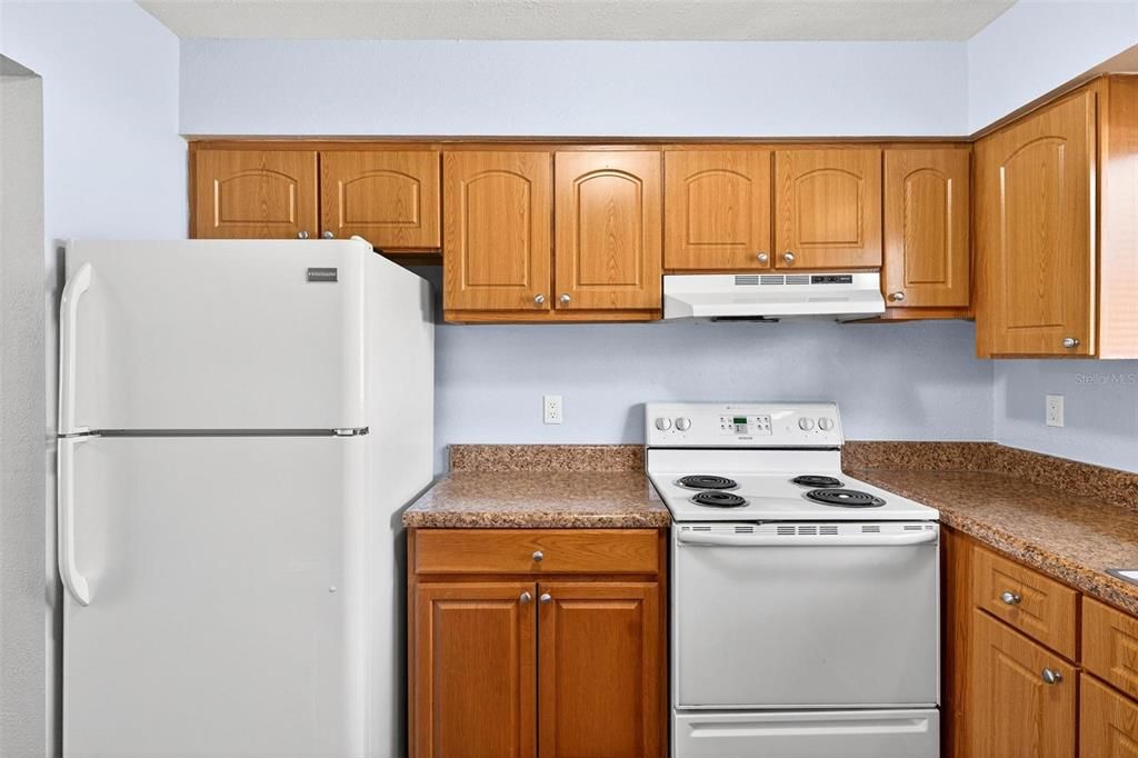 For Sale: $157,000 (2 beds, 1 baths, 1208 Square Feet)