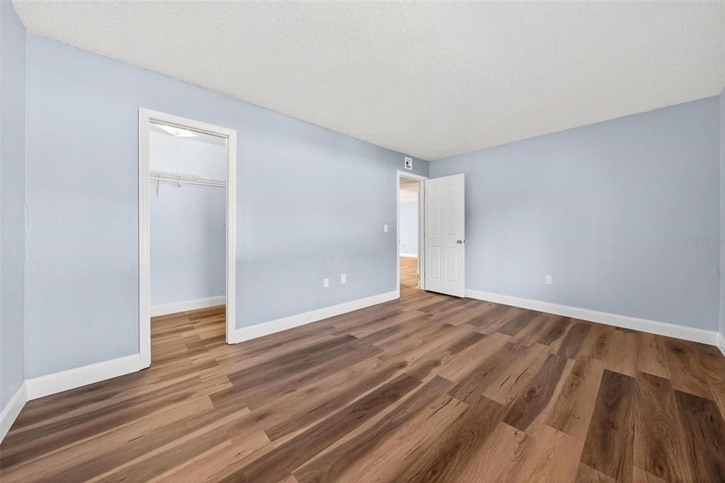 For Sale: $157,000 (2 beds, 1 baths, 1208 Square Feet)