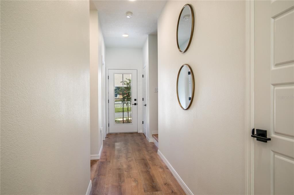 Active With Contract: $485,000 (3 beds, 2 baths, 1475 Square Feet)