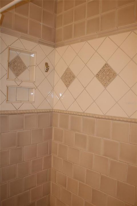 En Venta: $314,000 (3 camas, 2 baños, 1475 Pies cuadrados)