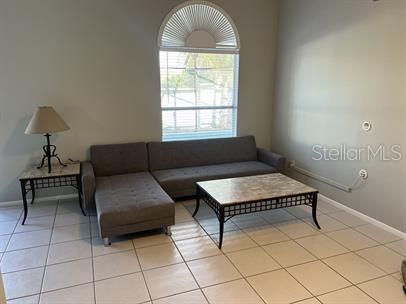 For Rent: $1,900 (2 beds, 2 baths, 1330 Square Feet)