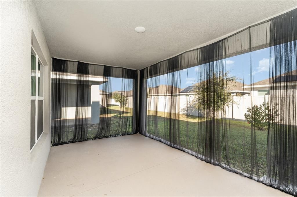 En Venta: $310,000 (3 camas, 2 baños, 1955 Pies cuadrados)