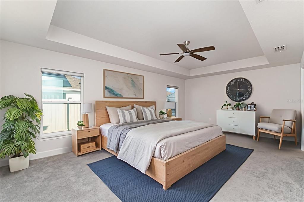 En Venta: $310,000 (3 camas, 2 baños, 1955 Pies cuadrados)