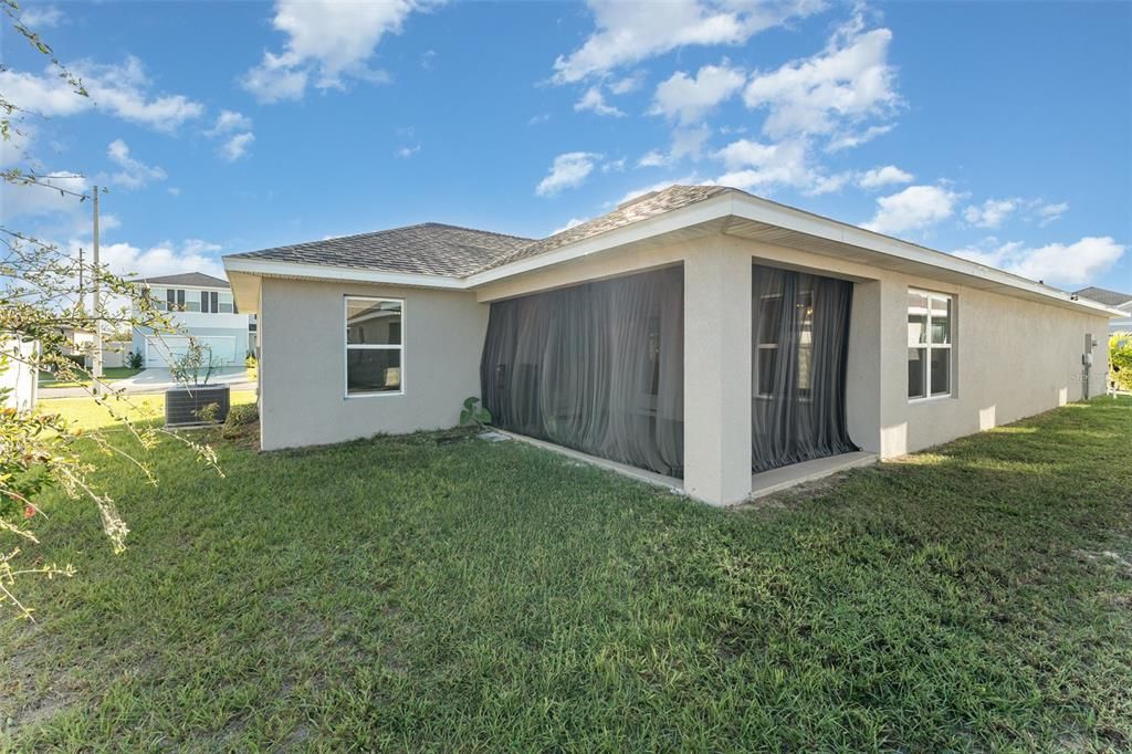 En Venta: $310,000 (3 camas, 2 baños, 1955 Pies cuadrados)