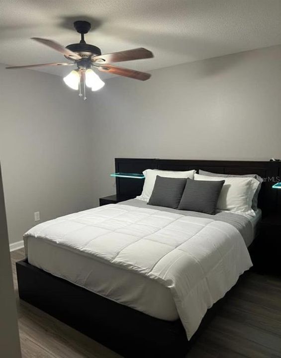 出租: $1,950 (2 贝兹, 2 浴室, 829 平方英尺)