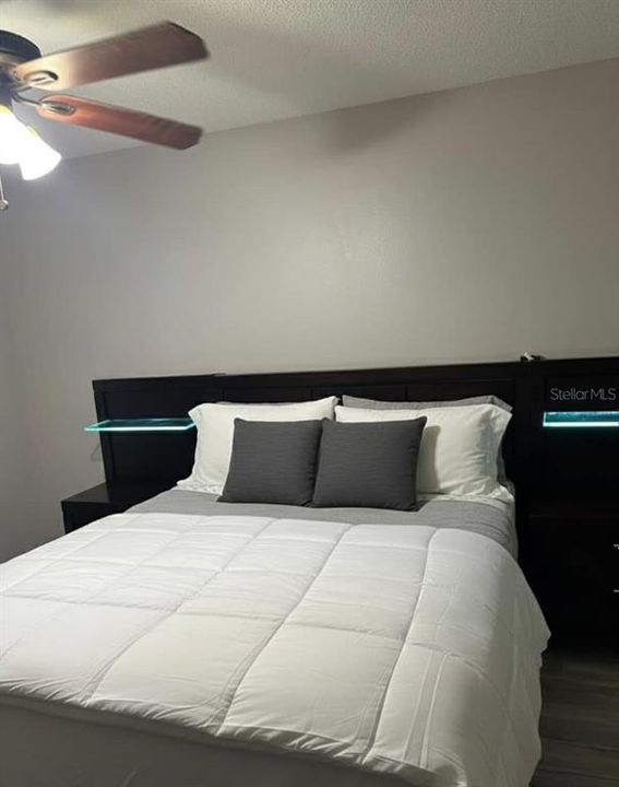 出租: $1,950 (2 贝兹, 2 浴室, 829 平方英尺)