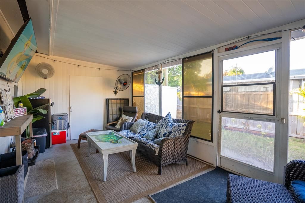 En Venta: $369,900 (3 camas, 2 baños, 1030 Pies cuadrados)