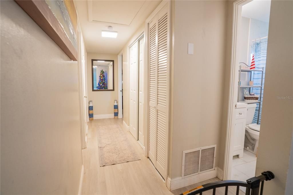 En Venta: $369,900 (3 camas, 2 baños, 1030 Pies cuadrados)