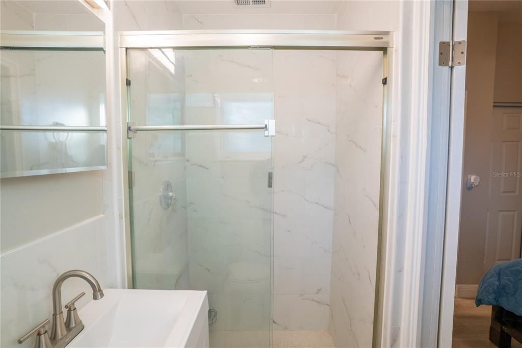 En Venta: $369,900 (3 camas, 2 baños, 1030 Pies cuadrados)