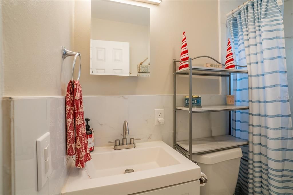 En Venta: $369,900 (3 camas, 2 baños, 1030 Pies cuadrados)