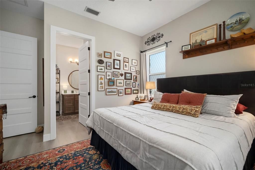 На продажу: $1,500,000 (5 спален, 3 ванн, 3318 Квадратных фут)