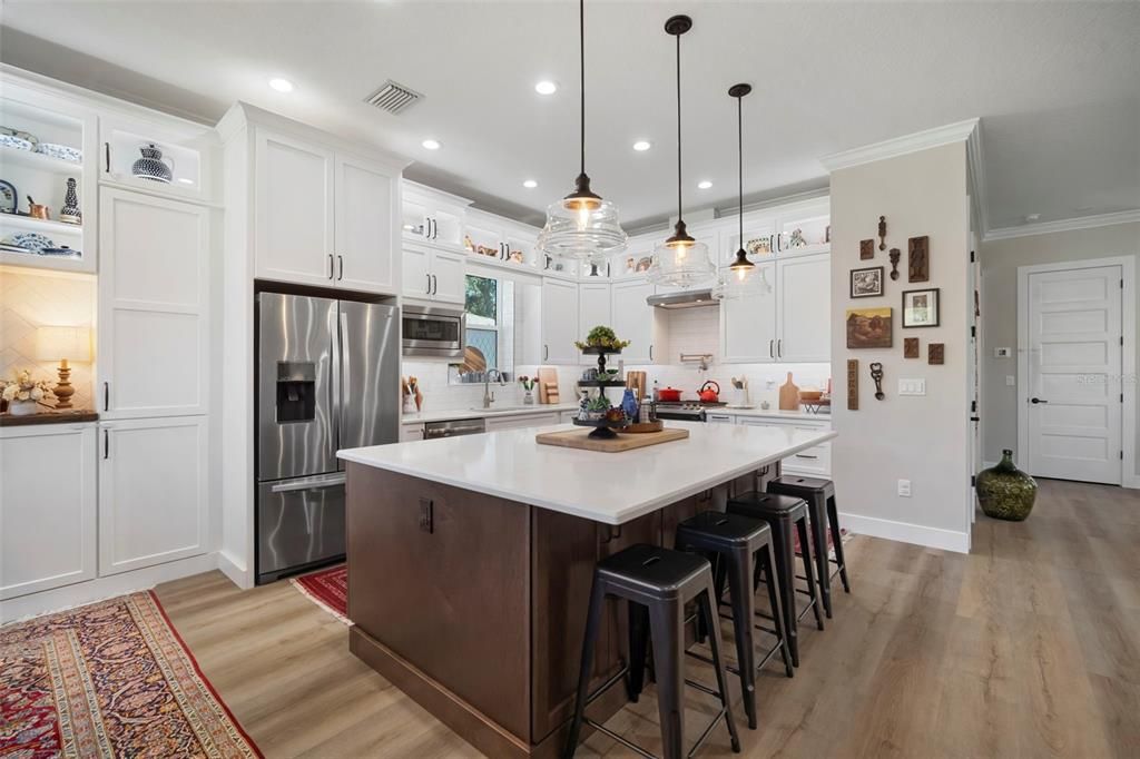 На продажу: $1,500,000 (5 спален, 3 ванн, 3318 Квадратных фут)