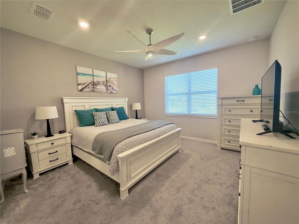 En Renta: $2,600 (2 camas, 2 baños, 1711 Pies cuadrados)