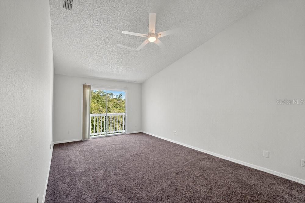 В аренду: $2,325 (3 спален, 2 ванн, 1608 Квадратных фут)