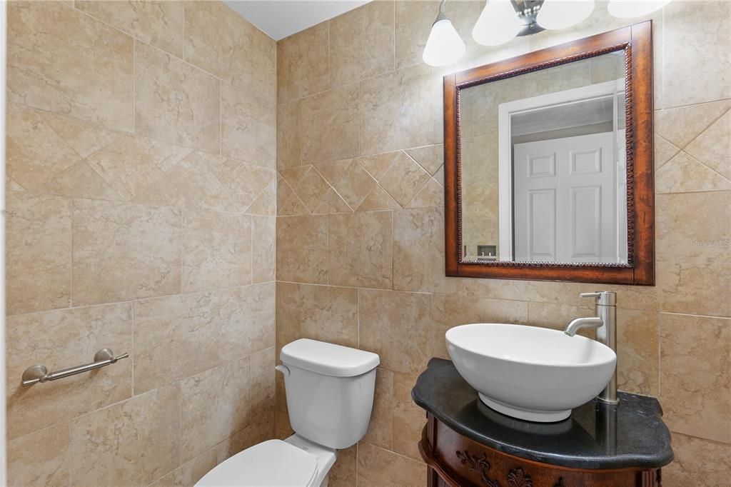 For Sale: $465,000 (4 beds, 2 baths, 1944 Square Feet)