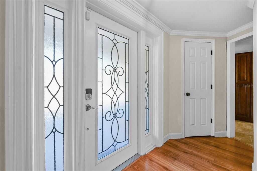 For Sale: $465,000 (4 beds, 2 baths, 1944 Square Feet)