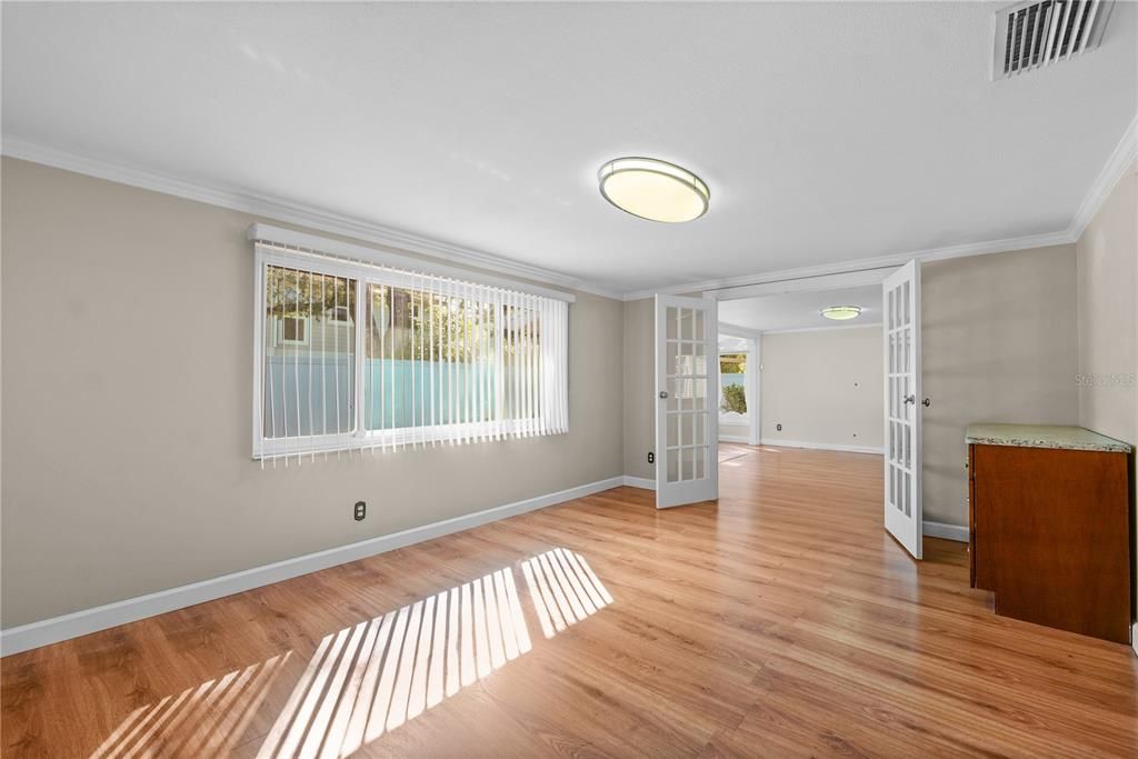 For Sale: $465,000 (4 beds, 2 baths, 1944 Square Feet)