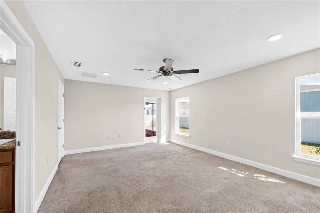 For Sale: $300,000 (4 beds, 2 baths, 2145 Square Feet)