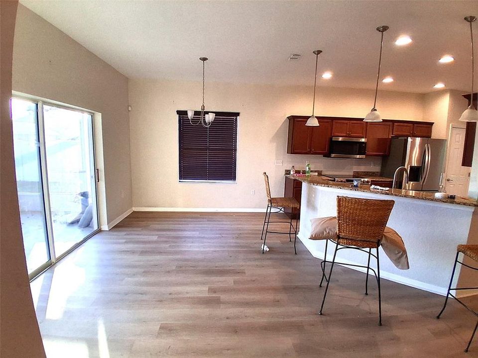 For Sale: $305,000 (4 beds, 2 baths, 1904 Square Feet)