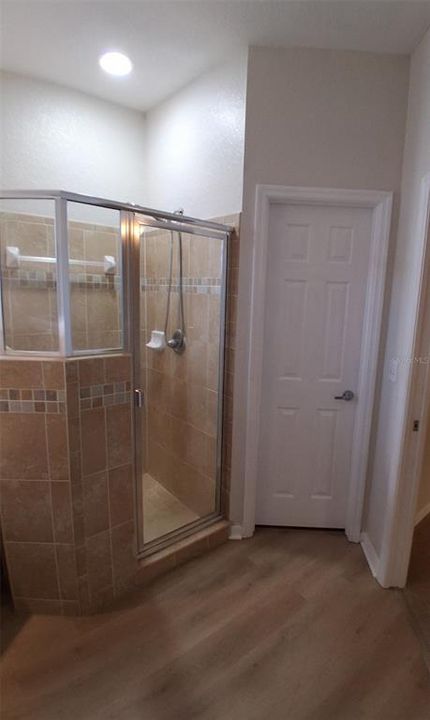 For Sale: $305,000 (4 beds, 2 baths, 1904 Square Feet)