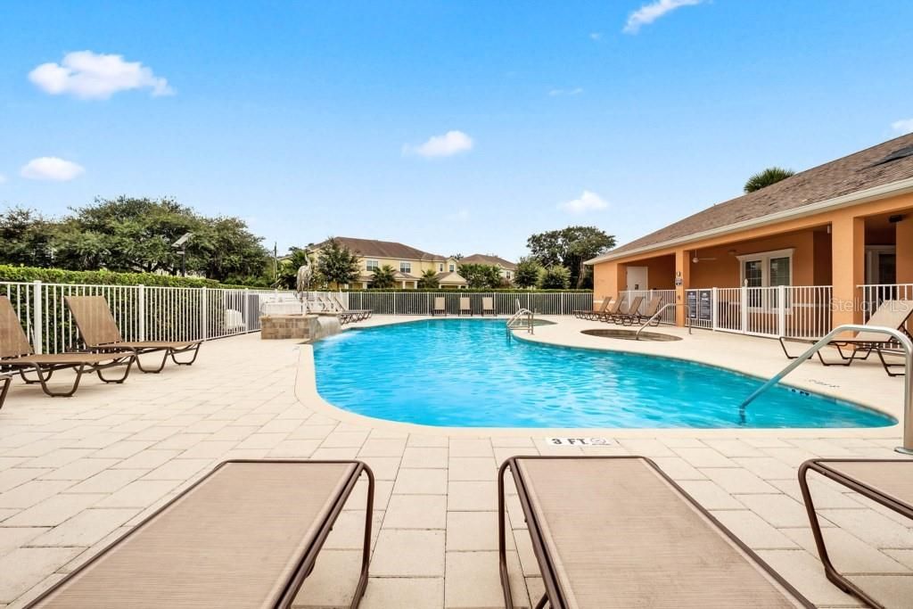 For Sale: $339,000 (3 beds, 3 baths, 1512 Square Feet)