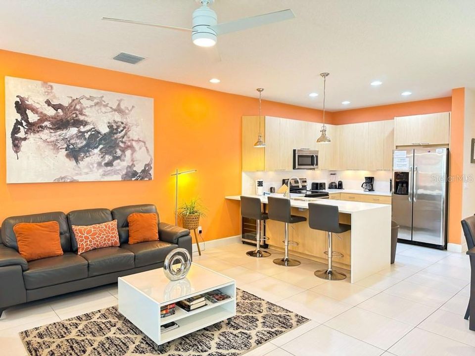 For Sale: $339,000 (3 beds, 3 baths, 1512 Square Feet)