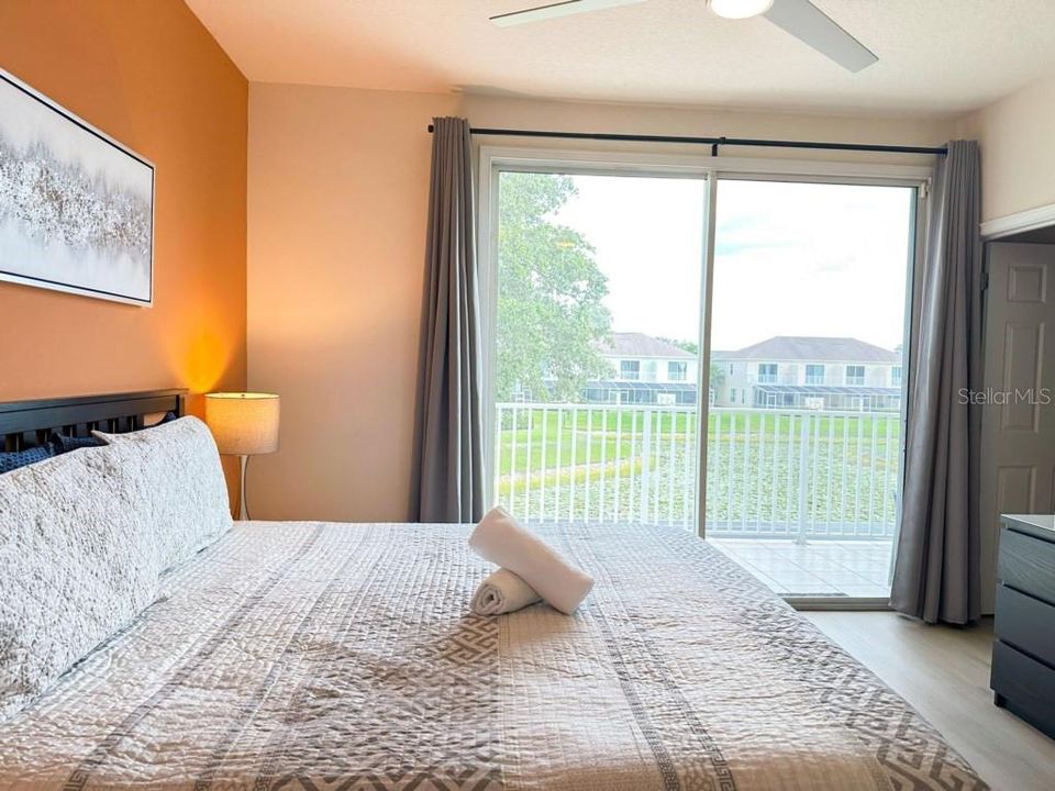 For Sale: $339,000 (3 beds, 3 baths, 1512 Square Feet)