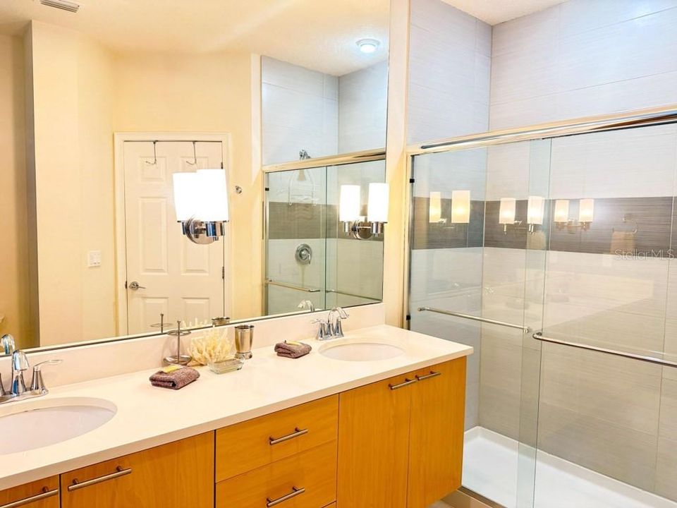 For Sale: $339,000 (3 beds, 3 baths, 1512 Square Feet)