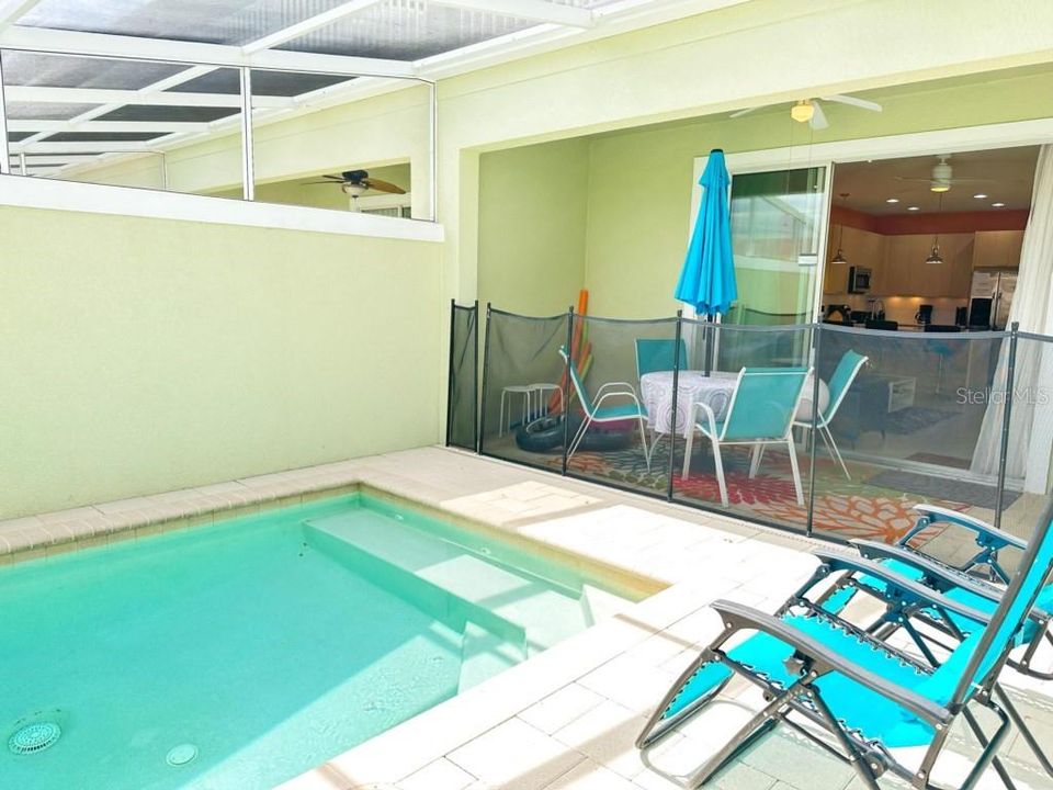 For Sale: $339,000 (3 beds, 3 baths, 1512 Square Feet)