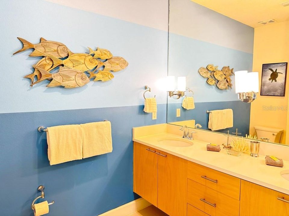 For Sale: $339,000 (3 beds, 3 baths, 1512 Square Feet)