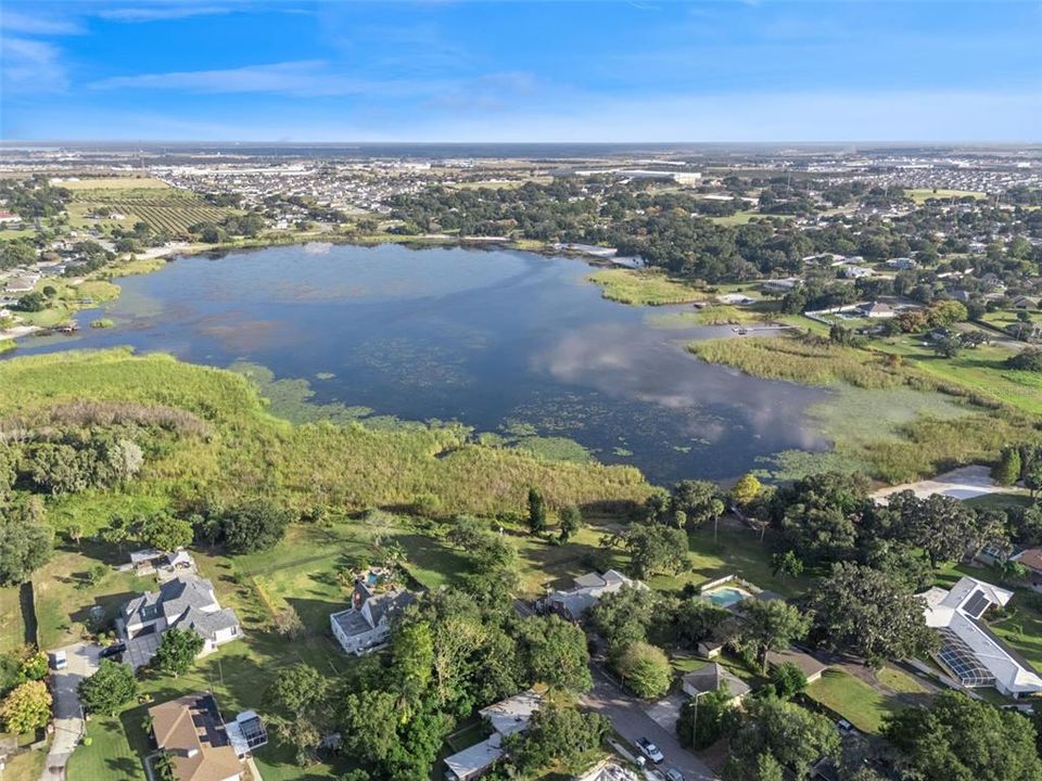 合同活跃: $475,000 (3 贝兹, 2 浴室, 2250 平方英尺)