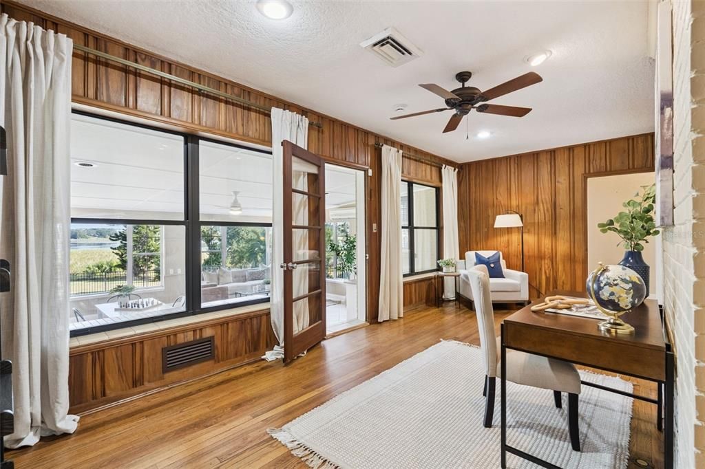 合同活跃: $475,000 (3 贝兹, 2 浴室, 2250 平方英尺)