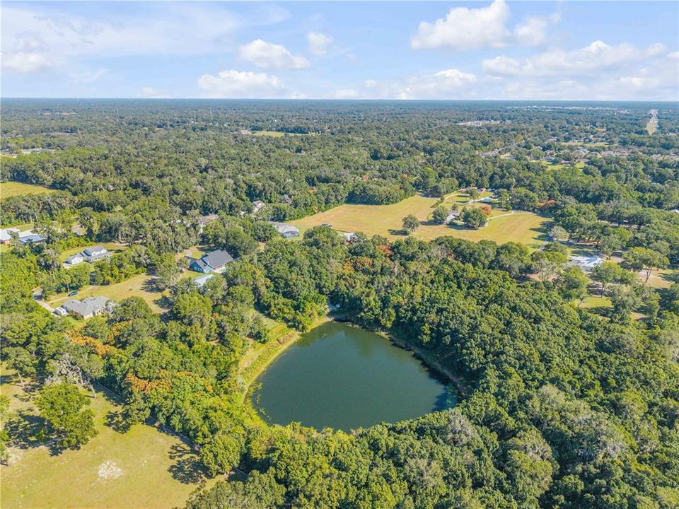 En Venta: $1,200,000 (4 camas, 3 baños, 3333 Pies cuadrados)