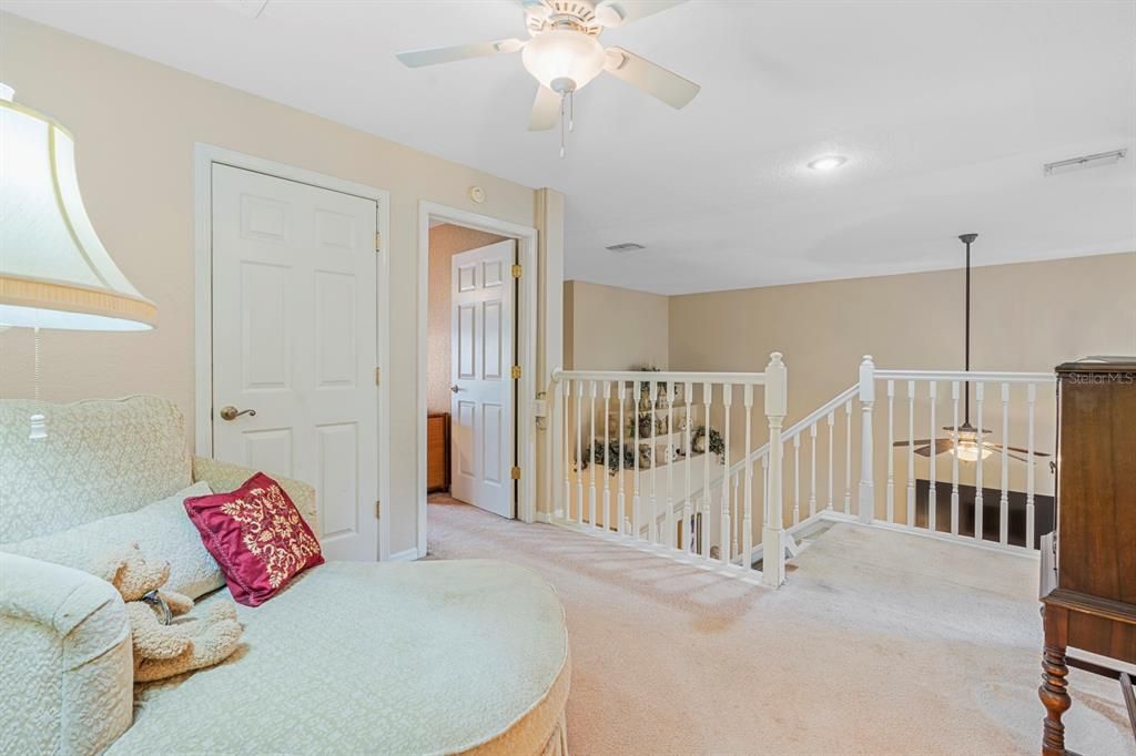 For Sale: $319,900 (3 beds, 3 baths, 2083 Square Feet)