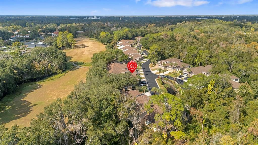 For Sale: $319,900 (3 beds, 3 baths, 2083 Square Feet)