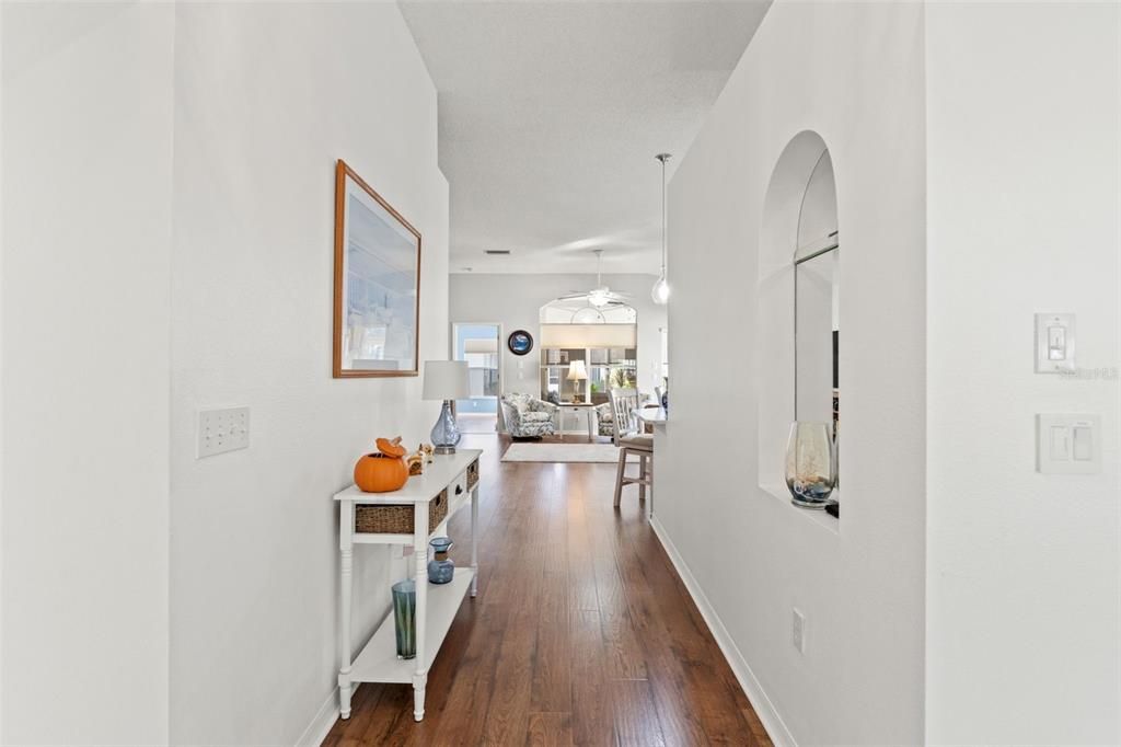 待售: $295,000 (3 贝兹, 2 浴室, 1676 平方英尺)