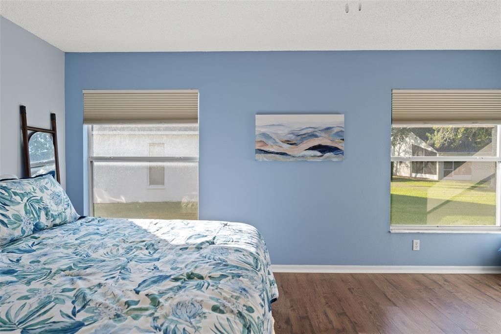 待售: $295,000 (3 贝兹, 2 浴室, 1676 平方英尺)