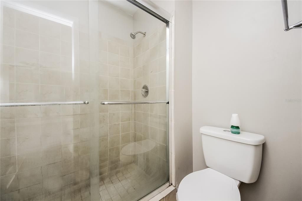 В аренду: $2,425 (3 спален, 2 ванн, 1357 Квадратных фут)