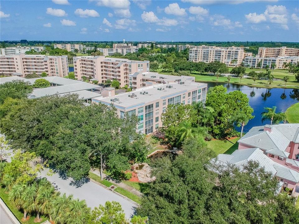 En Venta: $175,500 (2 camas, 2 baños, 1256 Pies cuadrados)