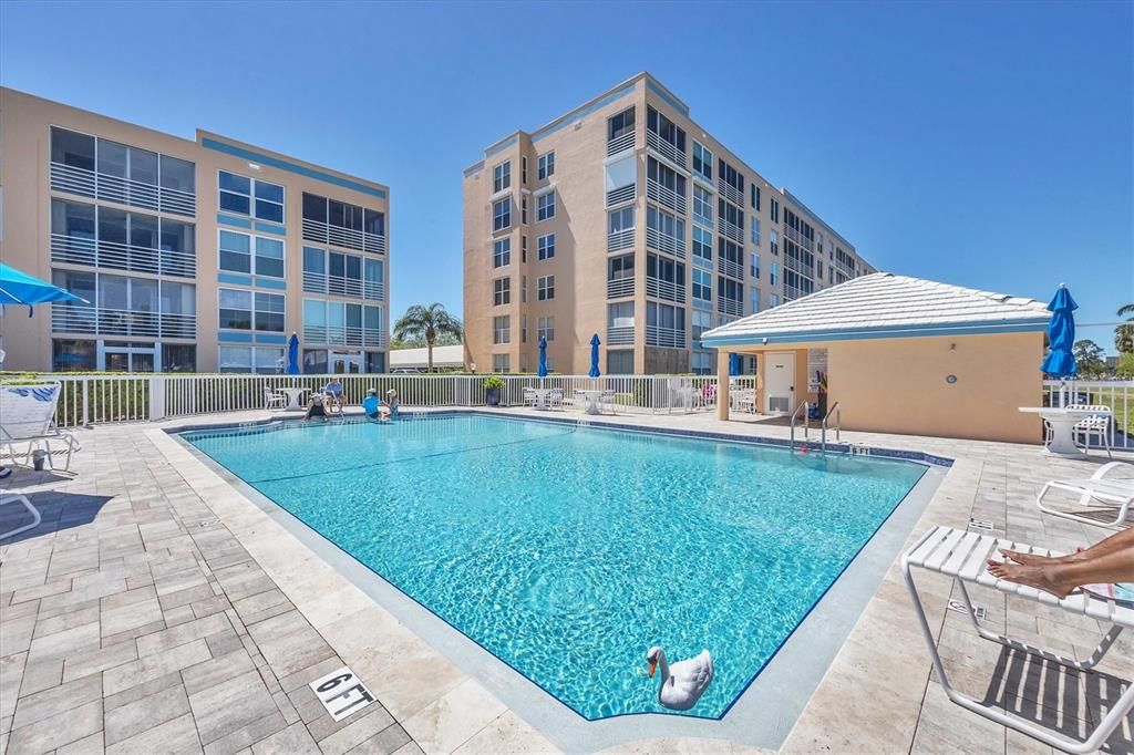 En Venta: $175,500 (2 camas, 2 baños, 1256 Pies cuadrados)