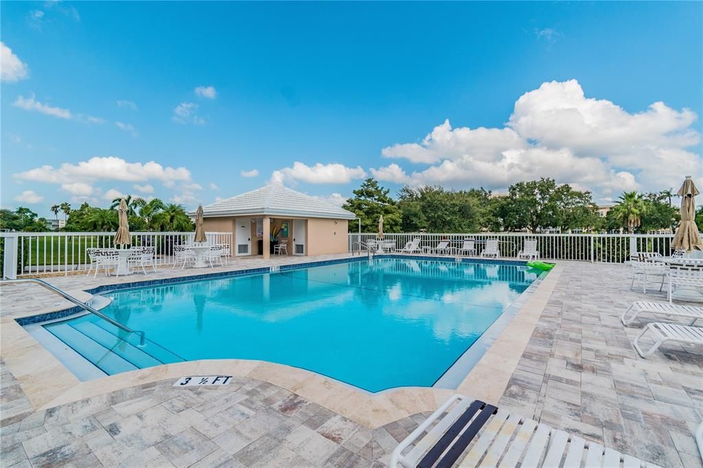 En Venta: $175,500 (2 camas, 2 baños, 1256 Pies cuadrados)