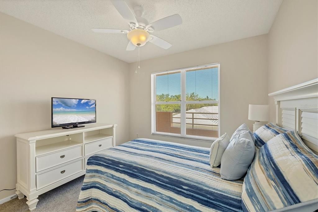 En Venta: $175,500 (2 camas, 2 baños, 1256 Pies cuadrados)