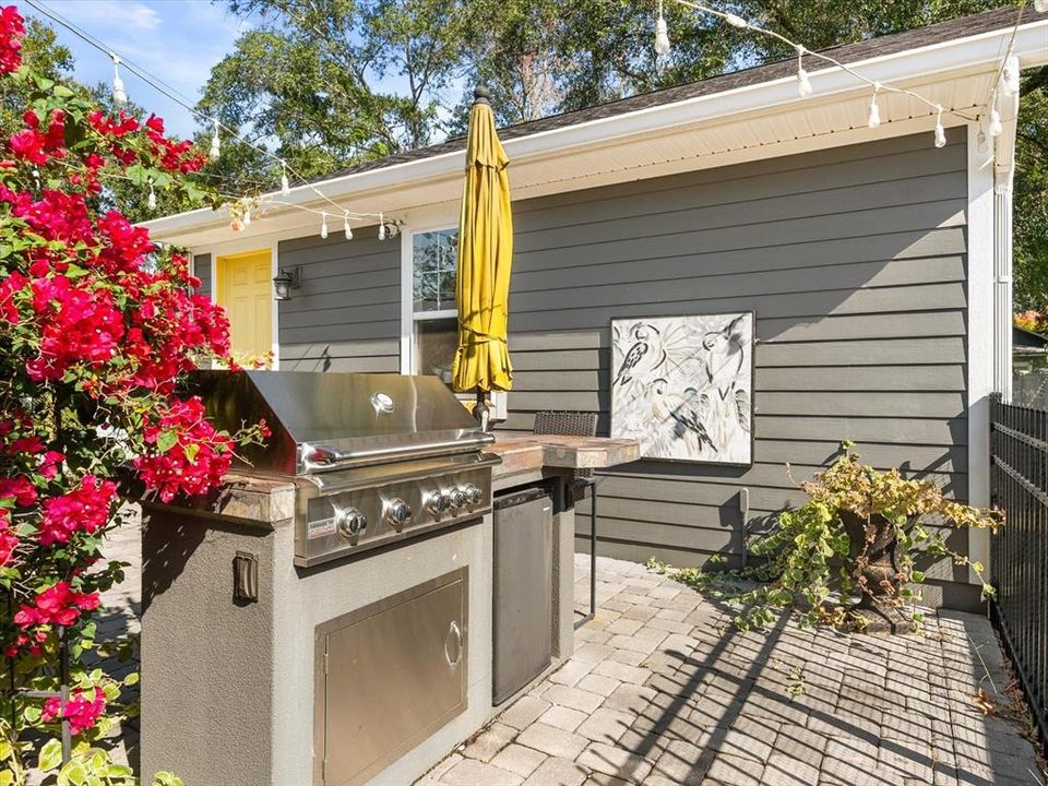 En Venta: $775,000 (3 camas, 2 baños, 2172 Pies cuadrados)